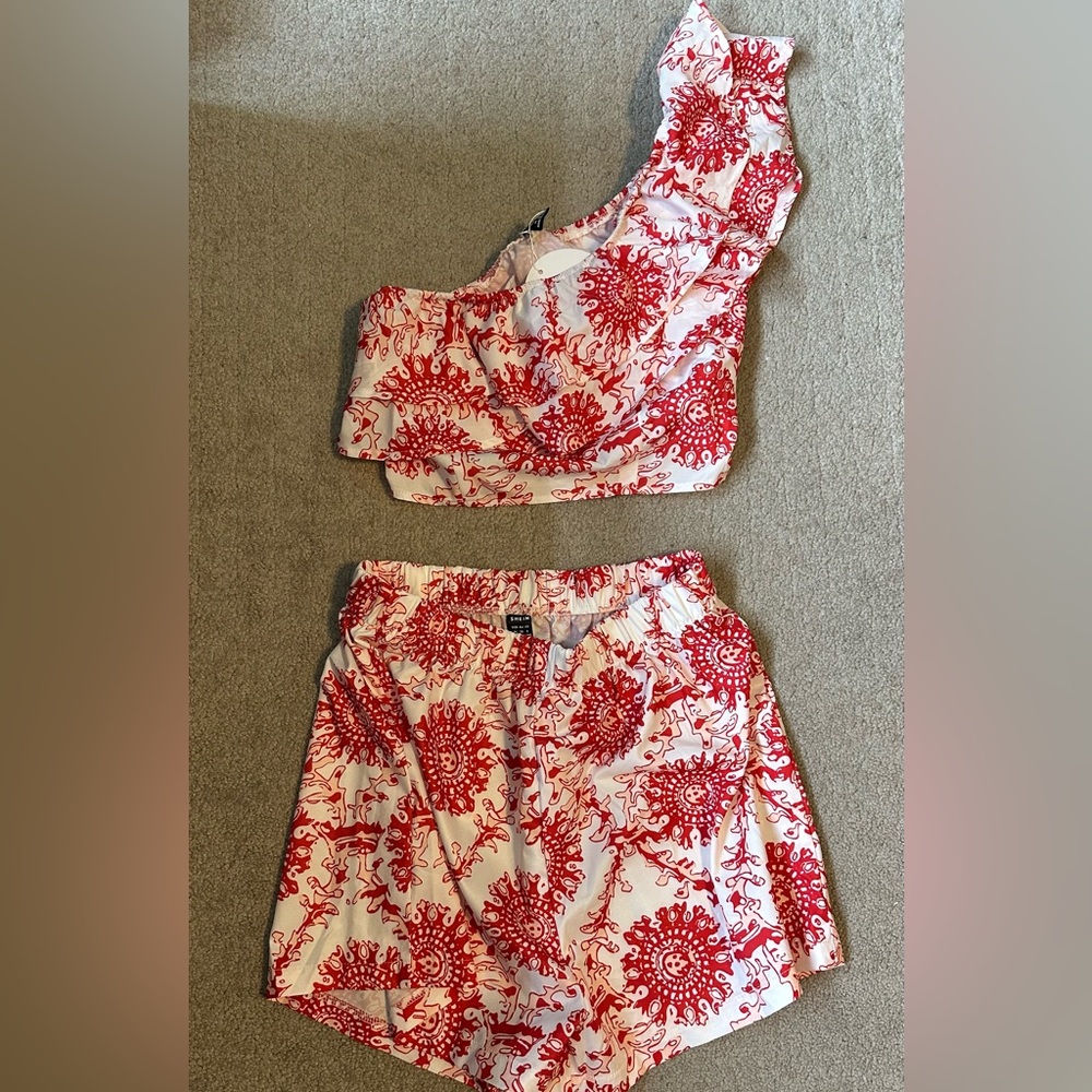Cute Outfit NWT - Picture 1 of 5